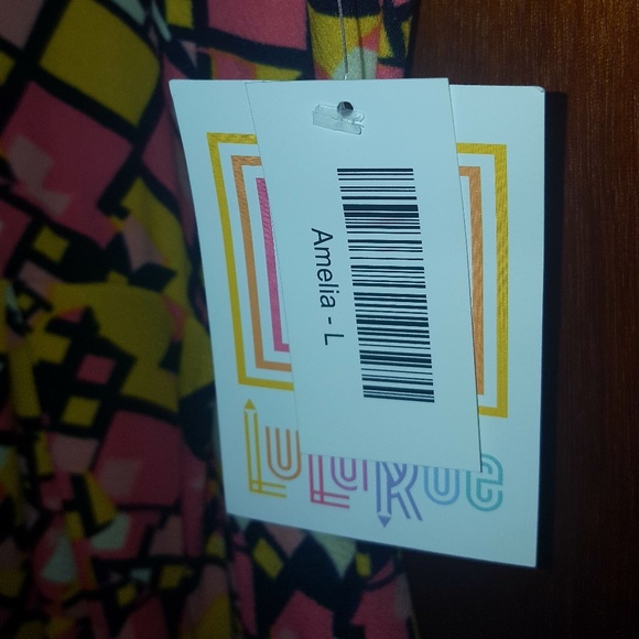 Lu La Roe Dress - Picture 5 of 6